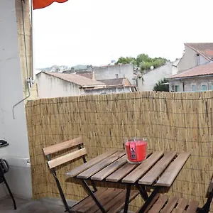 https://superbe-studio-meuble-centre-ville-2eme-etage-sud.fr-provencehotel.com